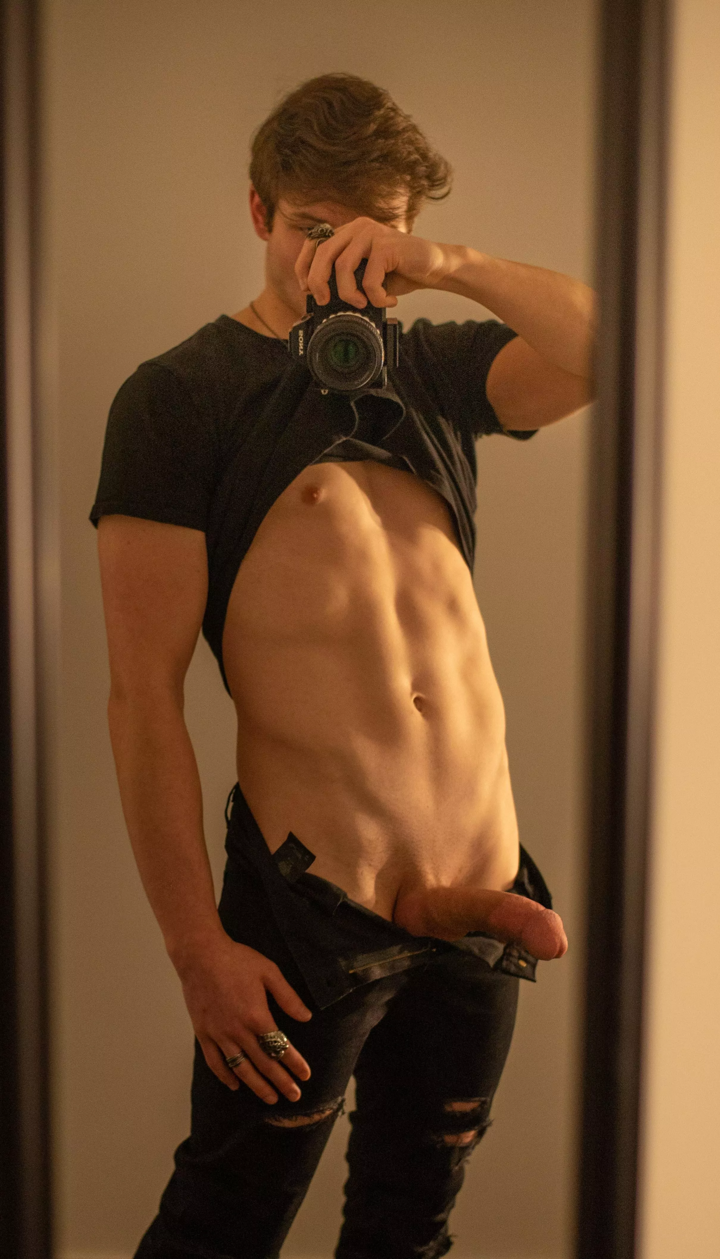 What would you do if I sent you this before our first date? posted by Maple_Cock