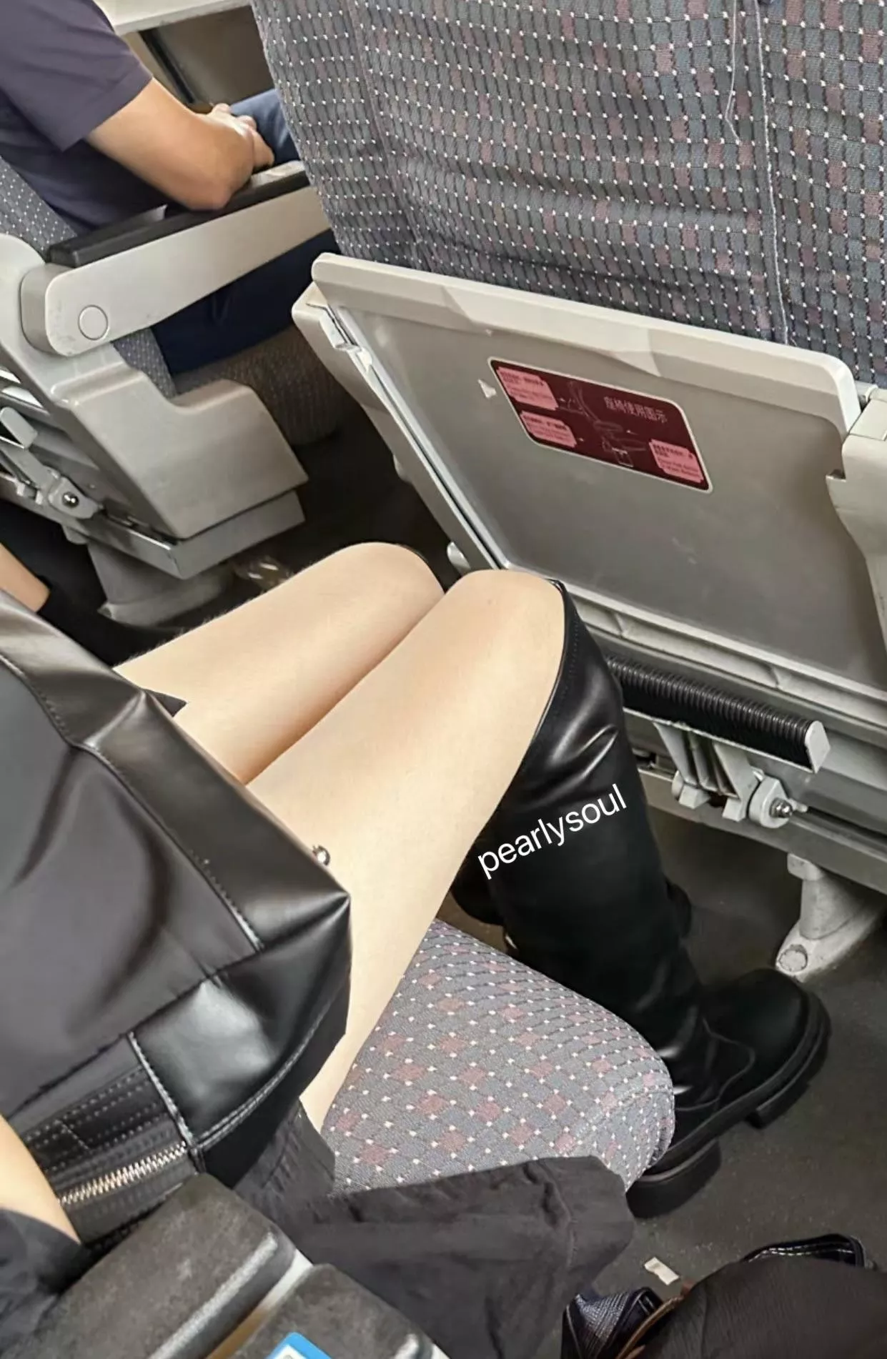 Are we fans of ultra sheer pantyhose? posted by pearlysoulx