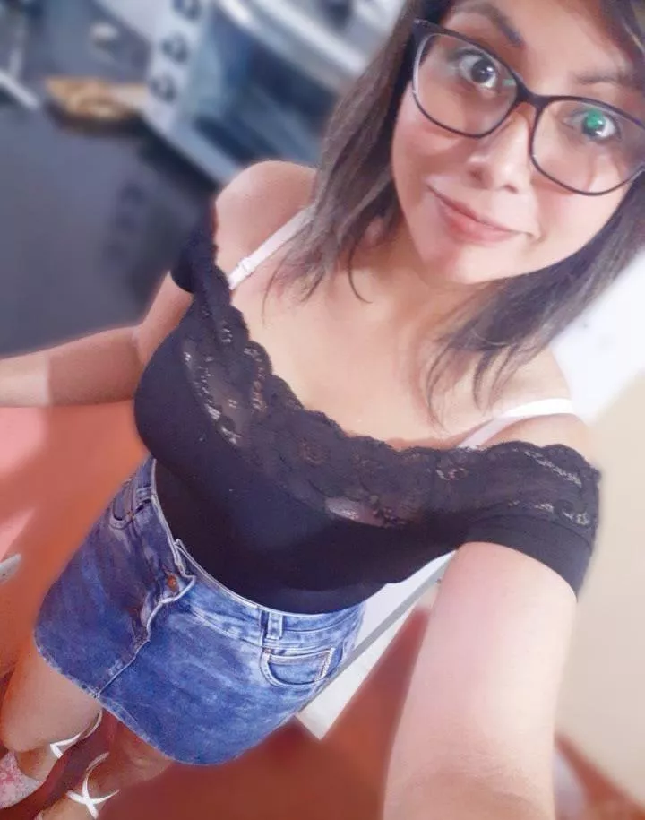 Can you say mami? by SexyAzucena