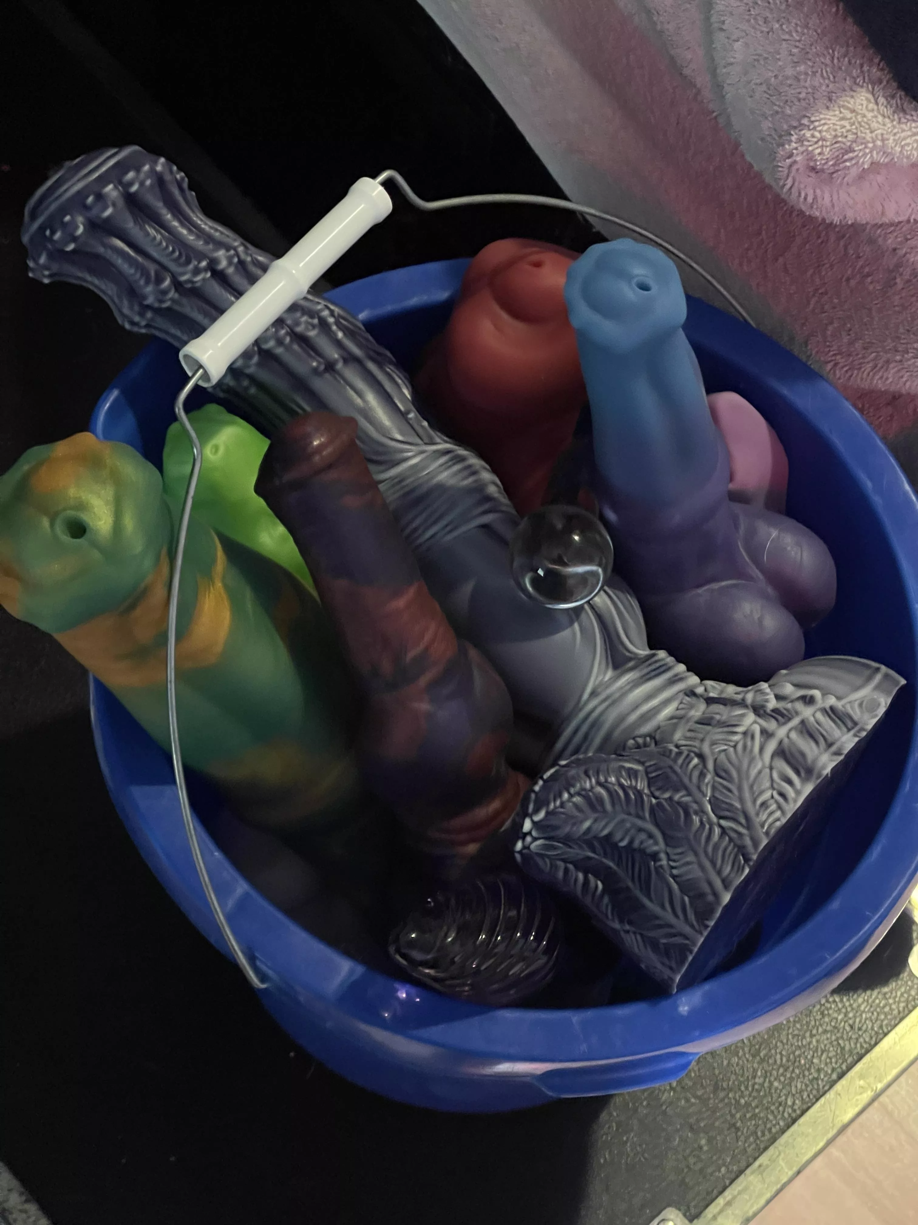 Gonna need a bigger bucket!!! posted by yamez420