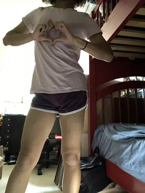 Haiiio 💖 by nonanonymouslone