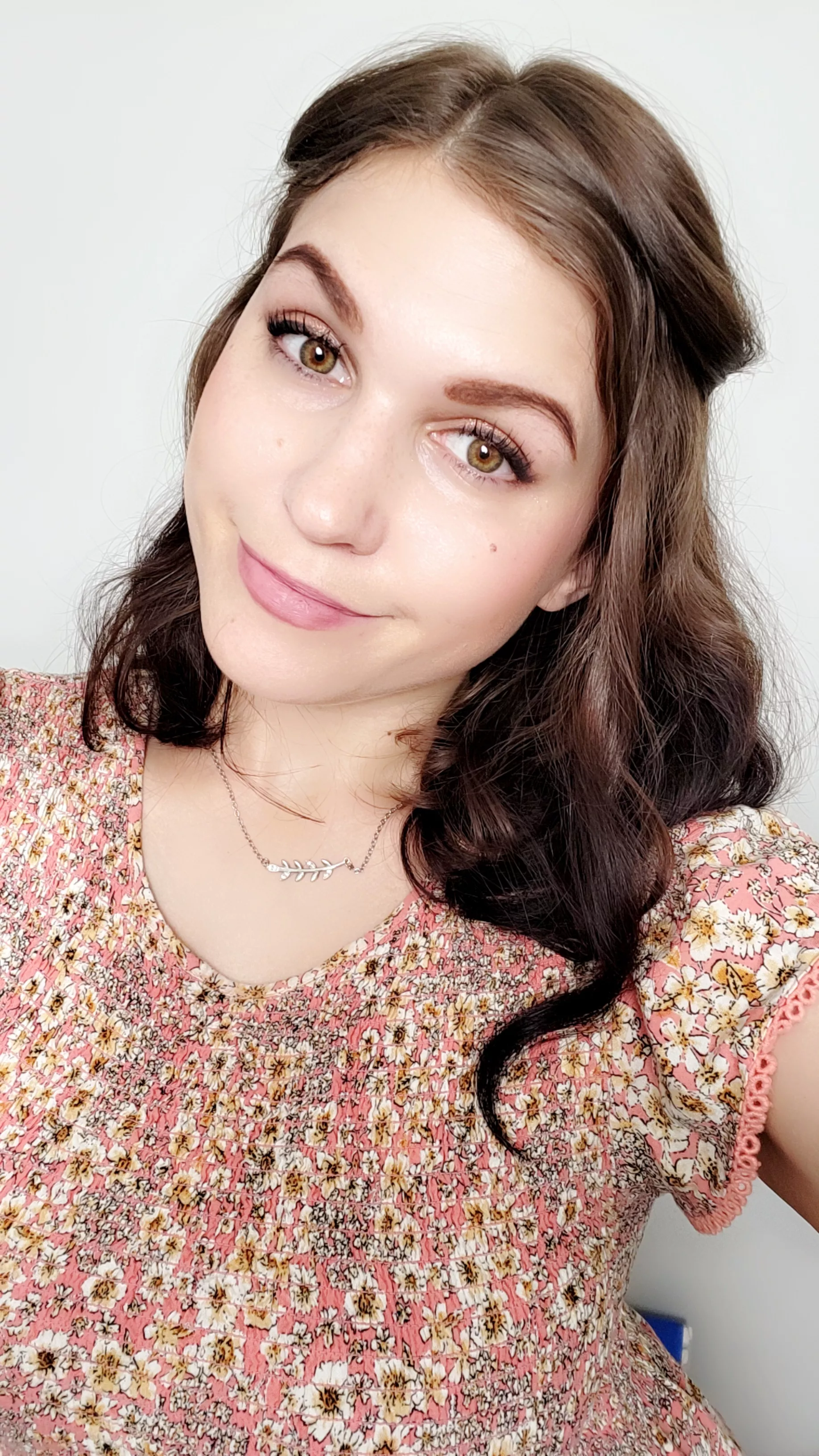 Heyy welcome to @chaturbate 😛 [Tiny_hat] posted by Tiny_hat_