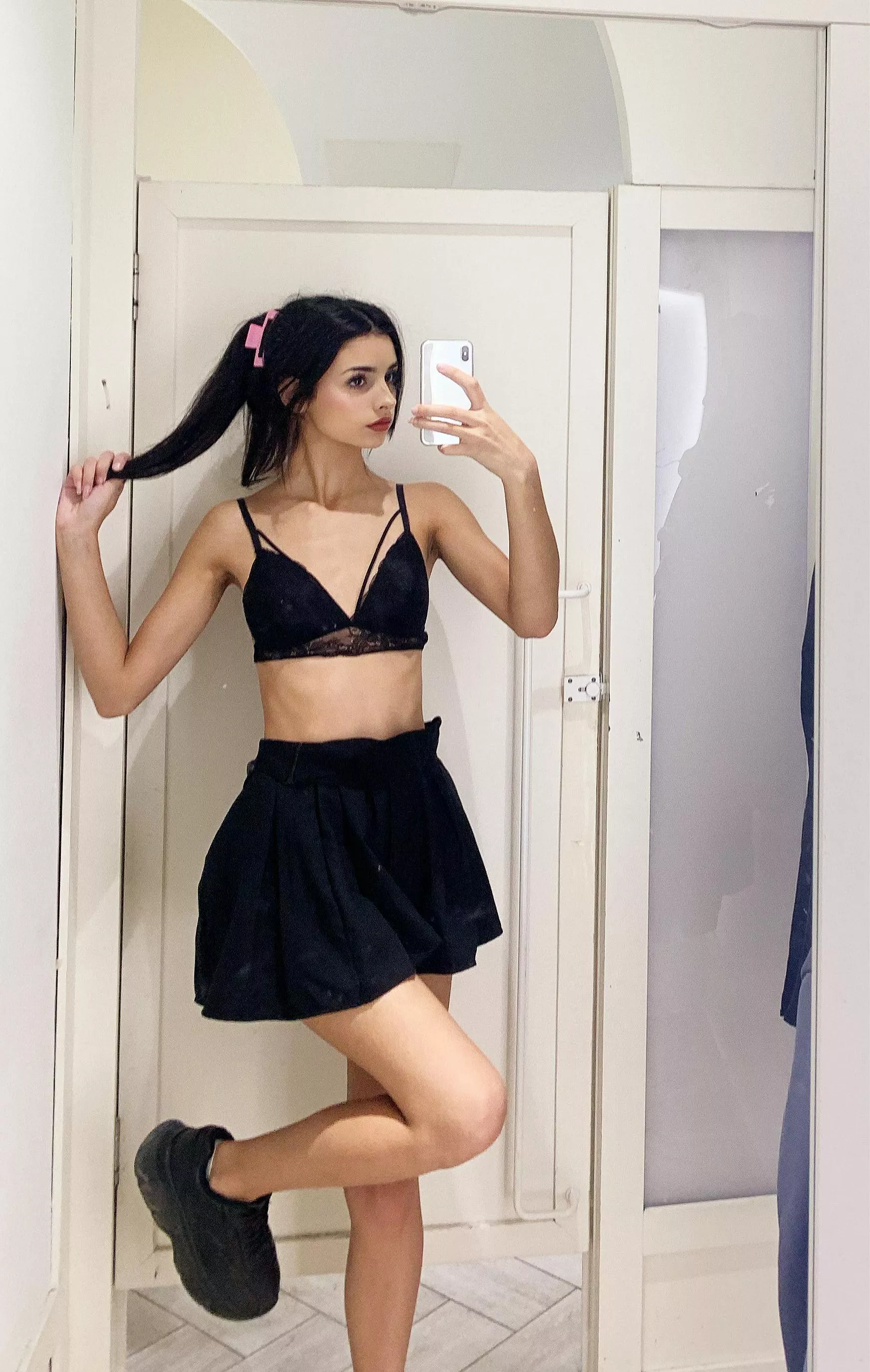 I hope you need a new legal college gf with a brunette hair and adorable face posted by Comfortablge