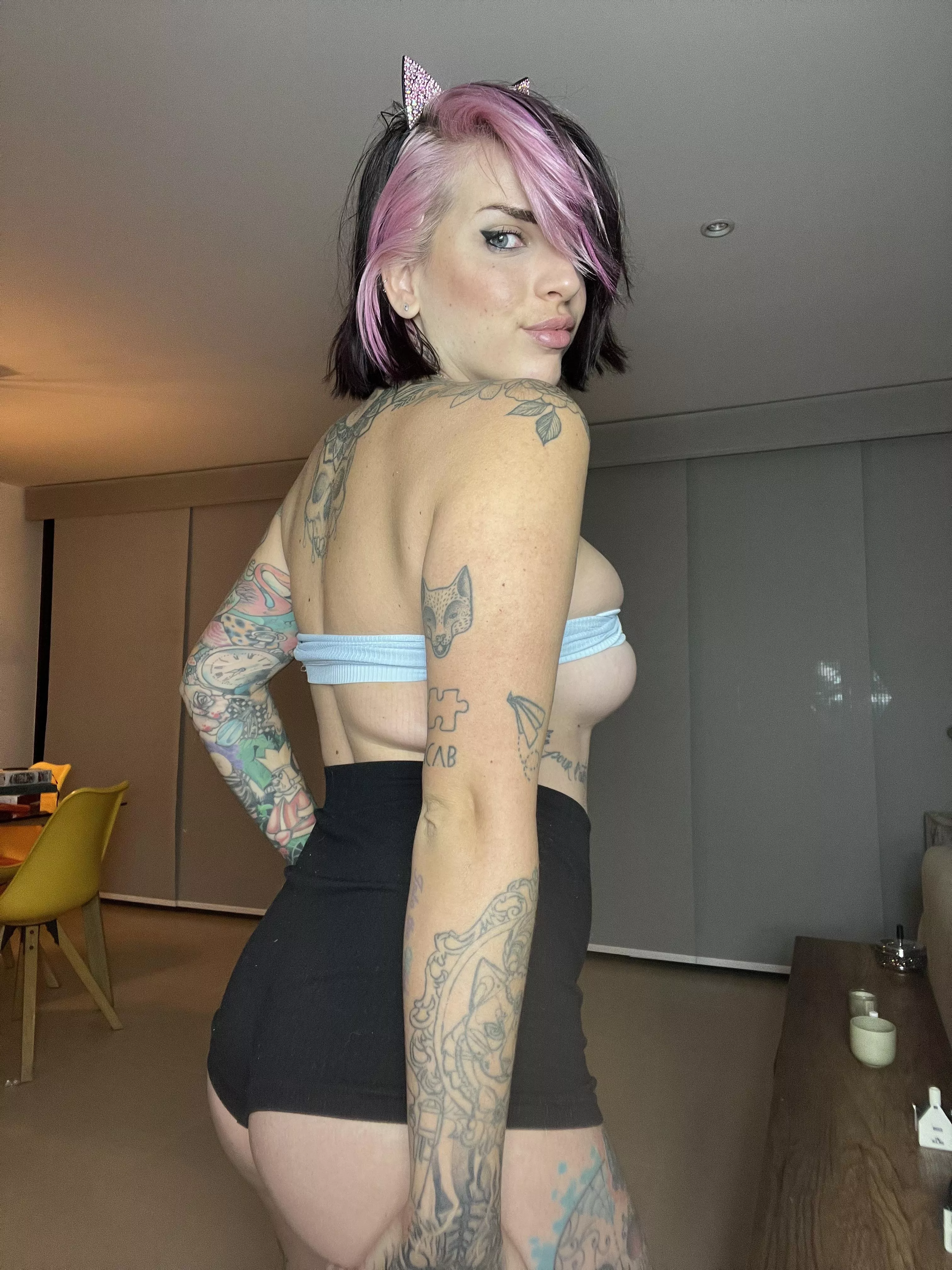 I’m a squirter, is that a turn off? posted by ottaviia