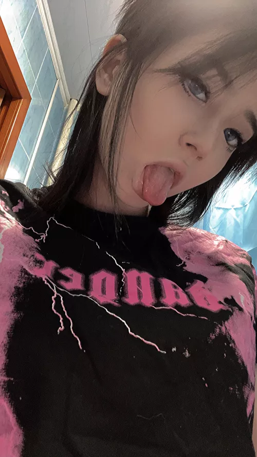 I'm tired of going to school) by HospitalOkz