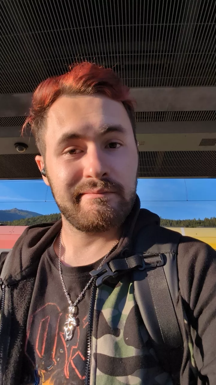 Monday feelings 😵‍💫 posted by linkfan37