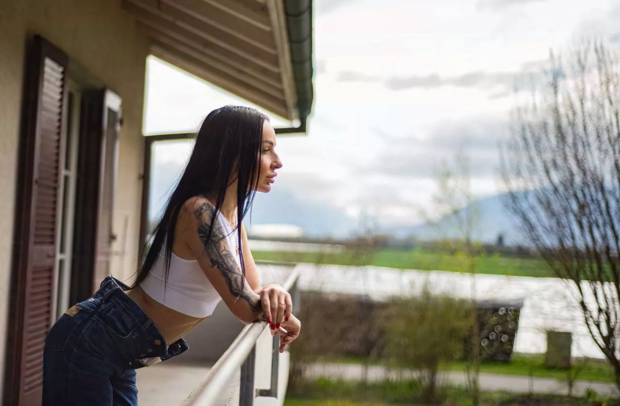 My titts tend to jump out when I wear this dress, is that a problem posted by NLHsmw