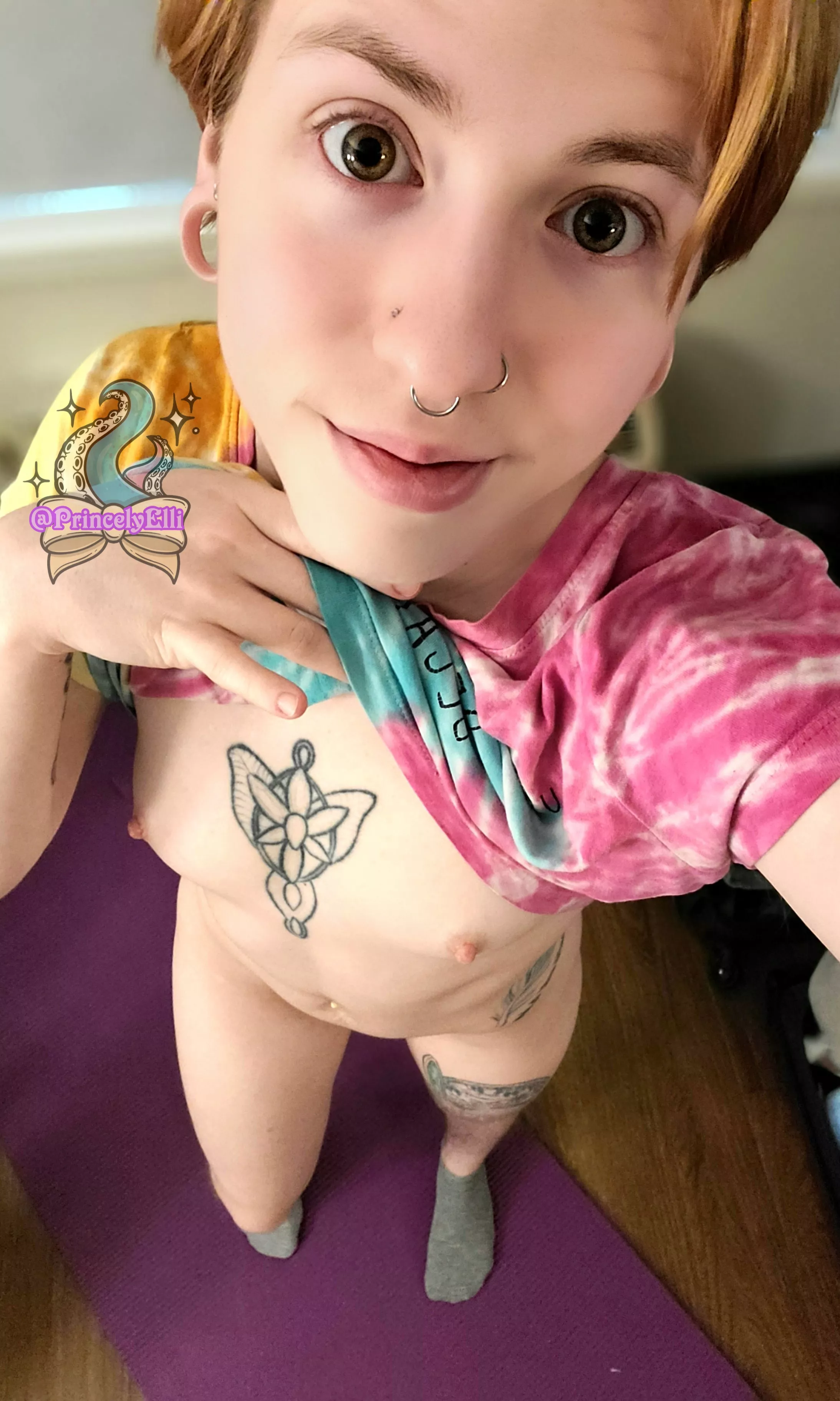 Naked yoga together? 💘 posted by FoxyElliot