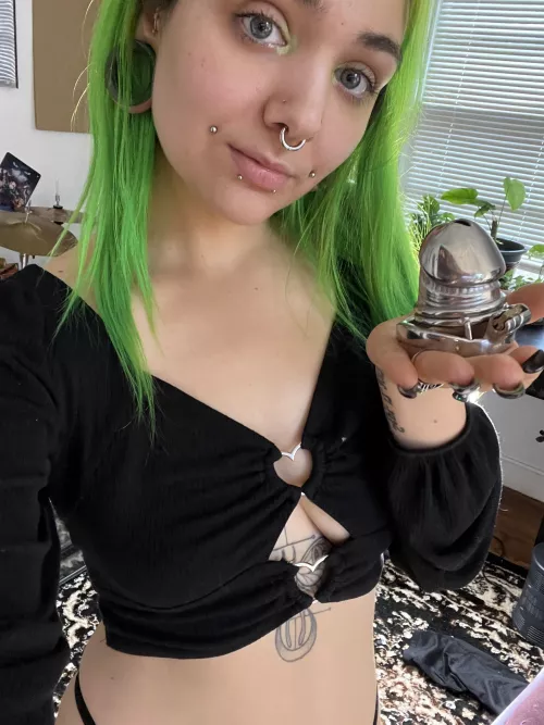 Put this on! And I hope I don’t loose another key 🤭 by justsmokeandsleep