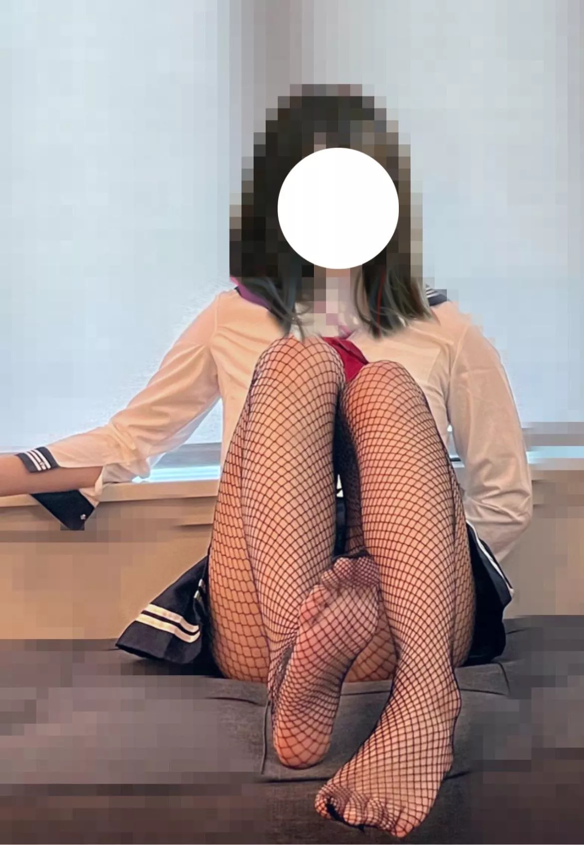 saw you staring at my feet, why don’t you have a taste? posted by applefeet