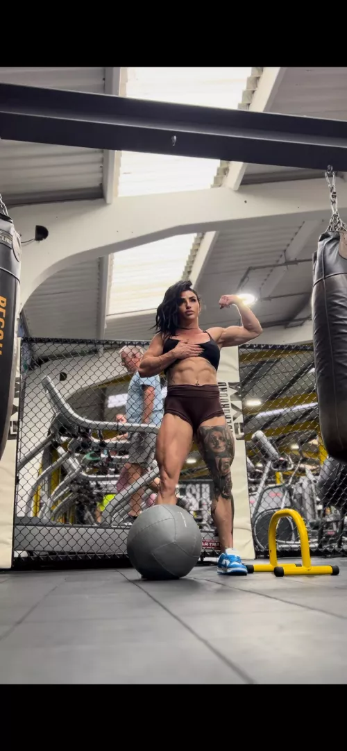 Tori Beaumont by LottiePridgen