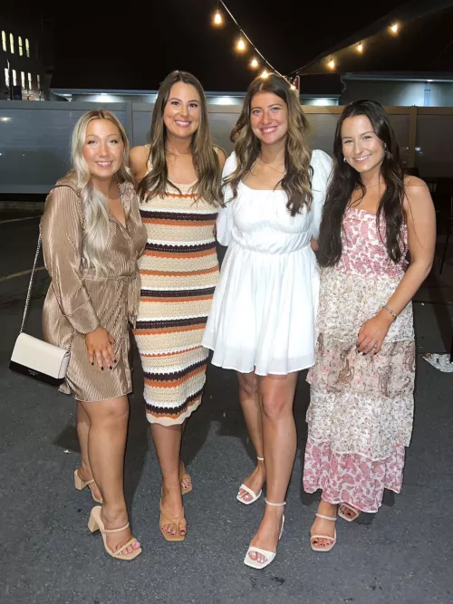 [4] Can you choose one? by Blitz101r