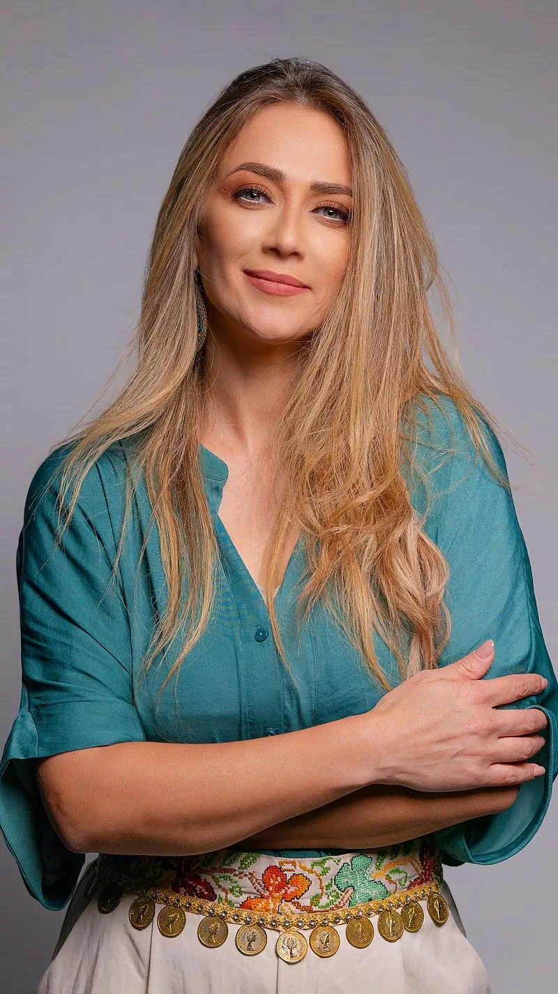 Dalal Abu Amneh posted by cliptemnestra