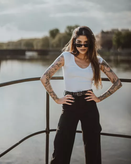 I have the tattooed body and I'm just 25F, sexy but not porn model. by Top-Stable-6585