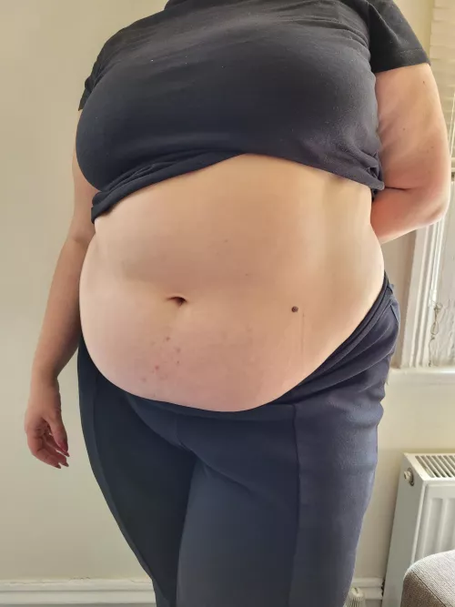 I thought black was meant to be a slimming colour 🐷 by Vincintas