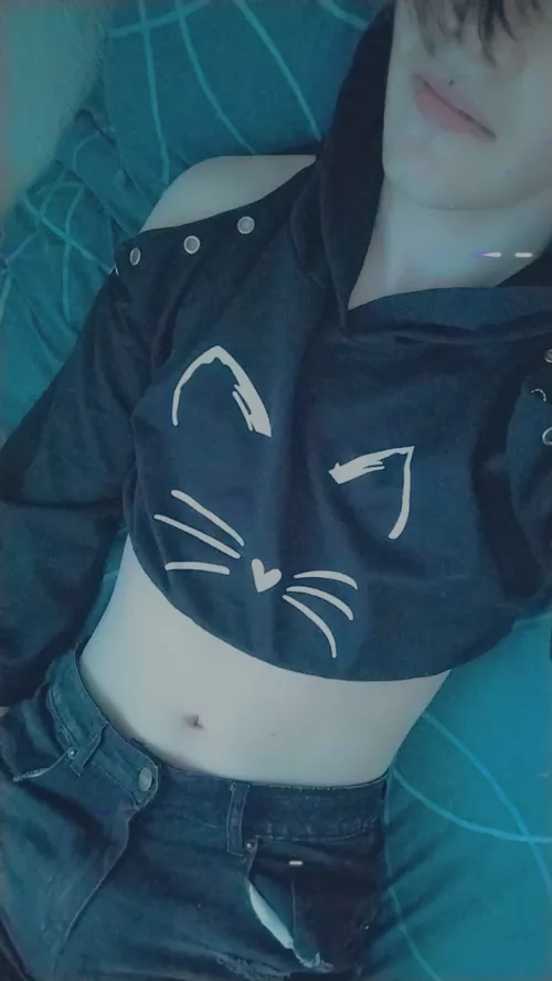 Kitty cat crop! Like it? 🐾 by Blue_Fem