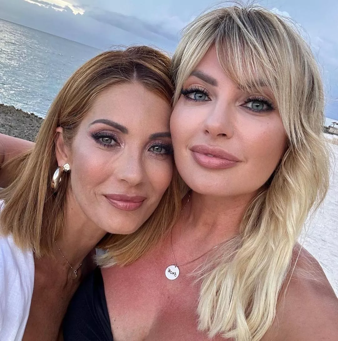 Left or right? posted by Fit_Pin4644