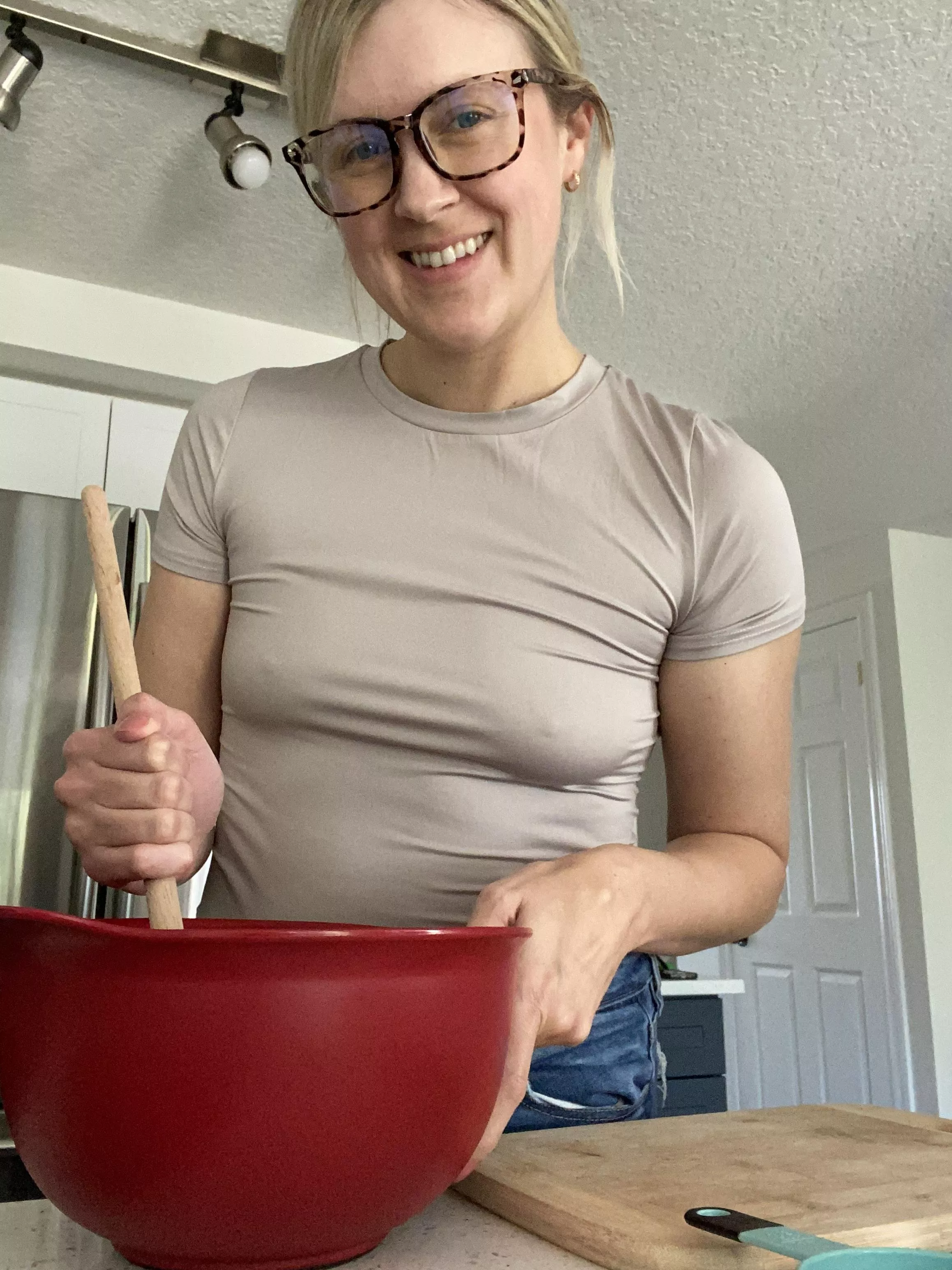 Milf and cookies? posted by Liz_XO_