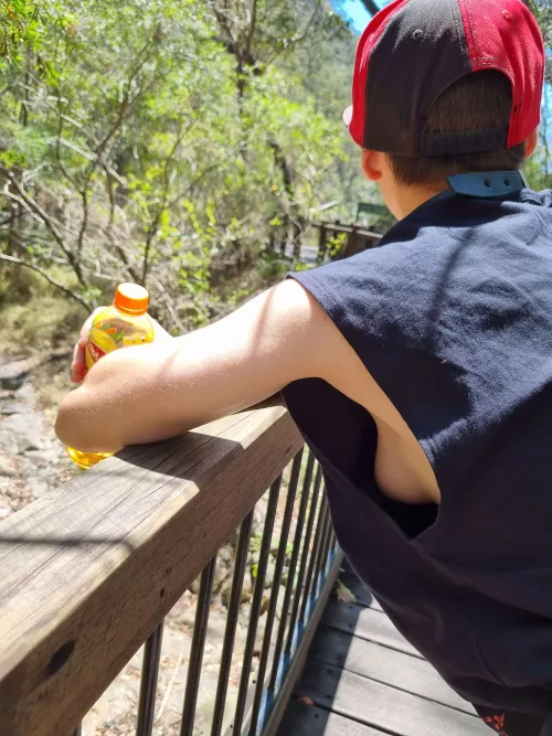 nice breeze on a hot day by KinkyMates69