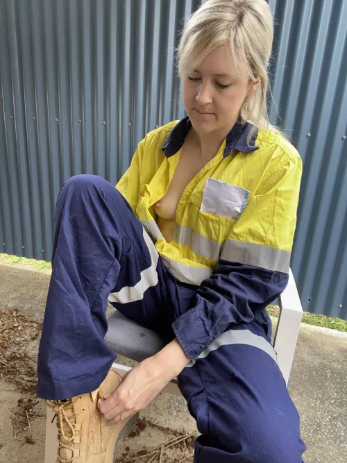 Off to work by Liz_XO_