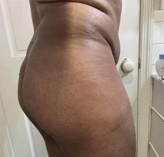 Play with me? by Frozopathy