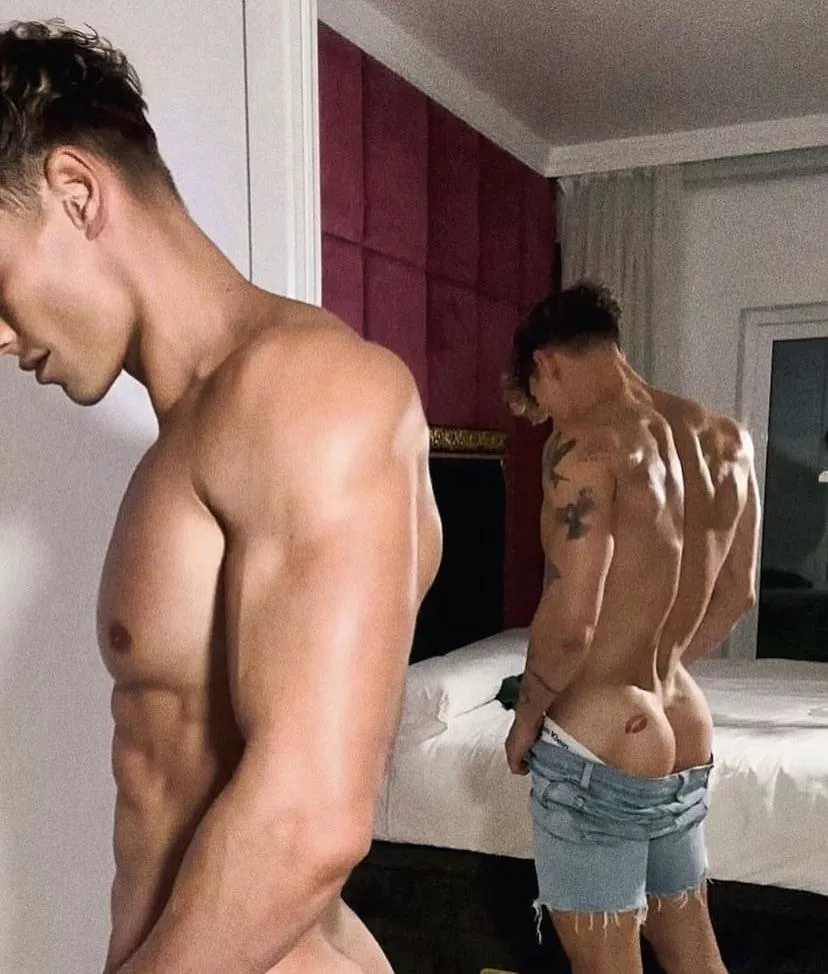 Surprise😈🔥 posted by Nervous-Map8789