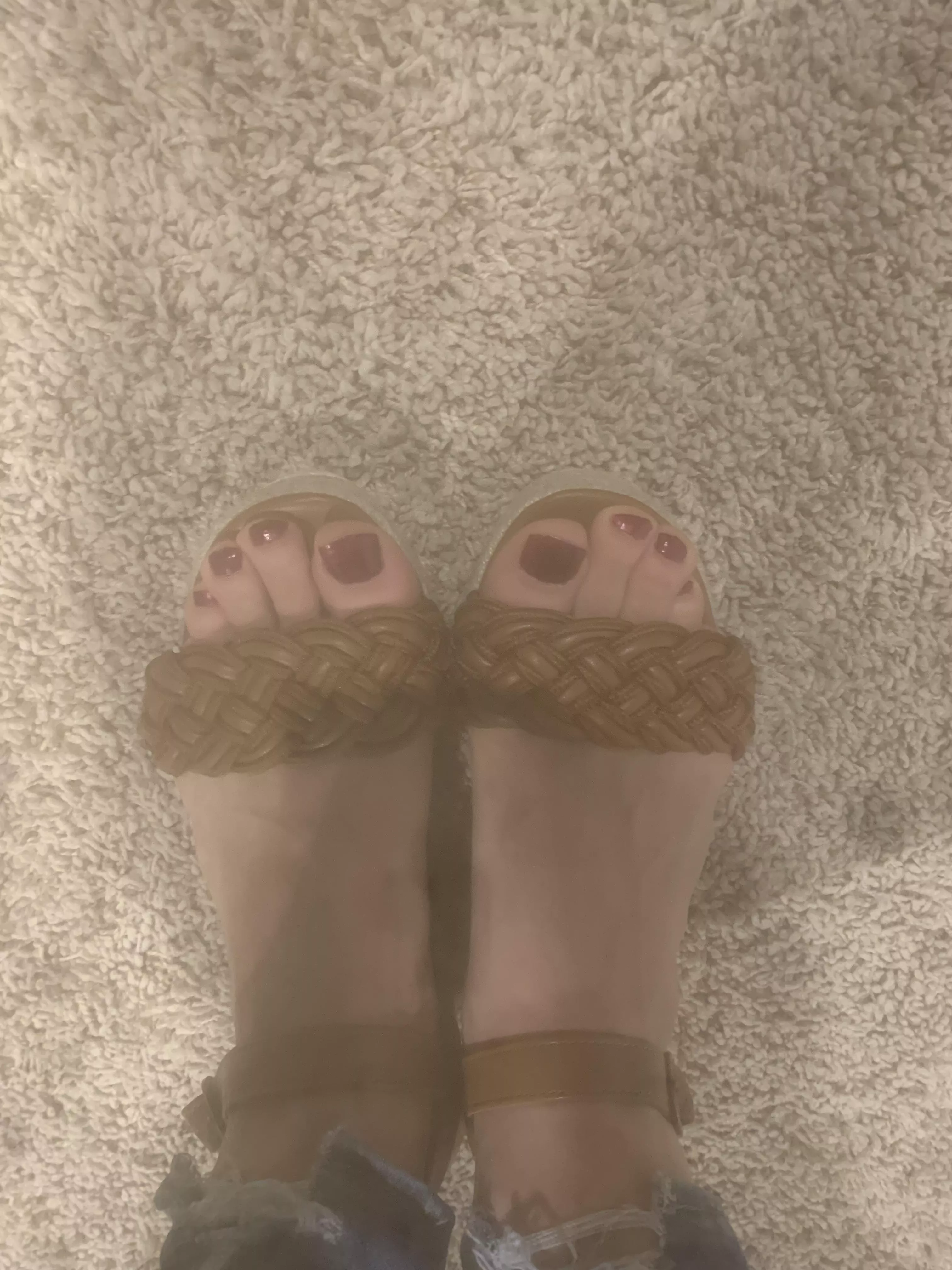 Who likes my painted red toes? posted by jackiegrl20