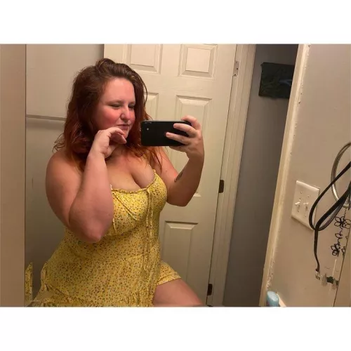 wish it wasn’t so cold. Dresses are 🙌😩 by bigfoxxo7