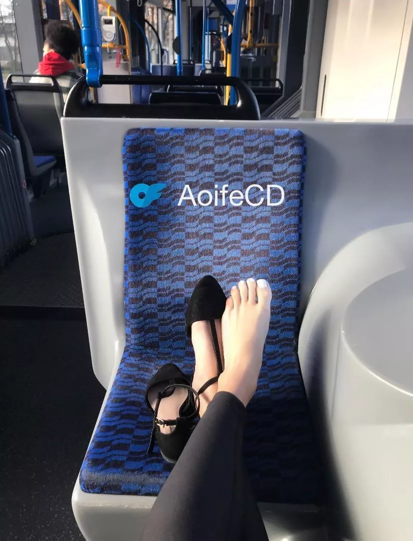 Would I be distracting to you on your tram ride? 😜 posted by AoifeCD95