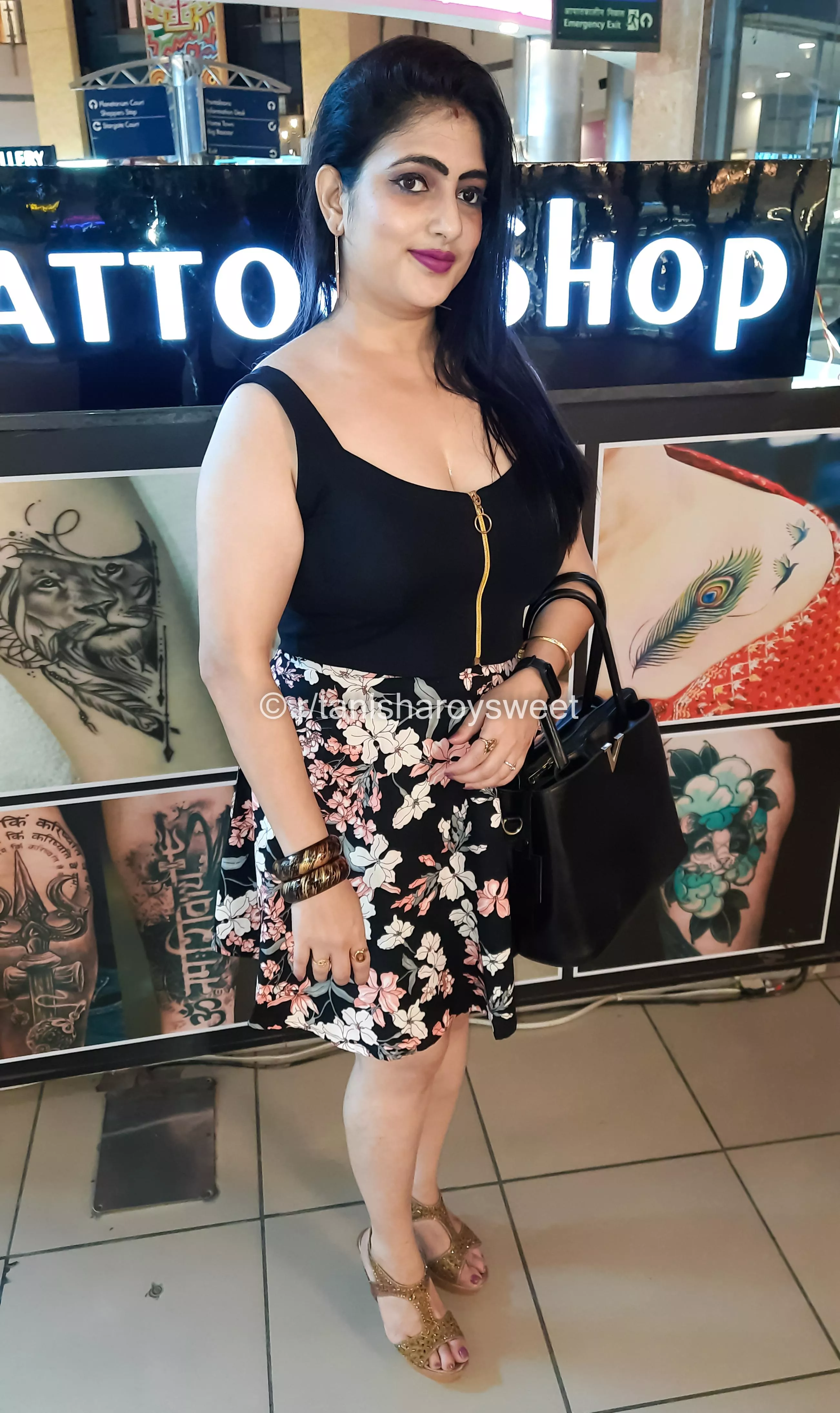 Would you put your Hand inside my Top or Skirt first? posted by tanisharoysweet