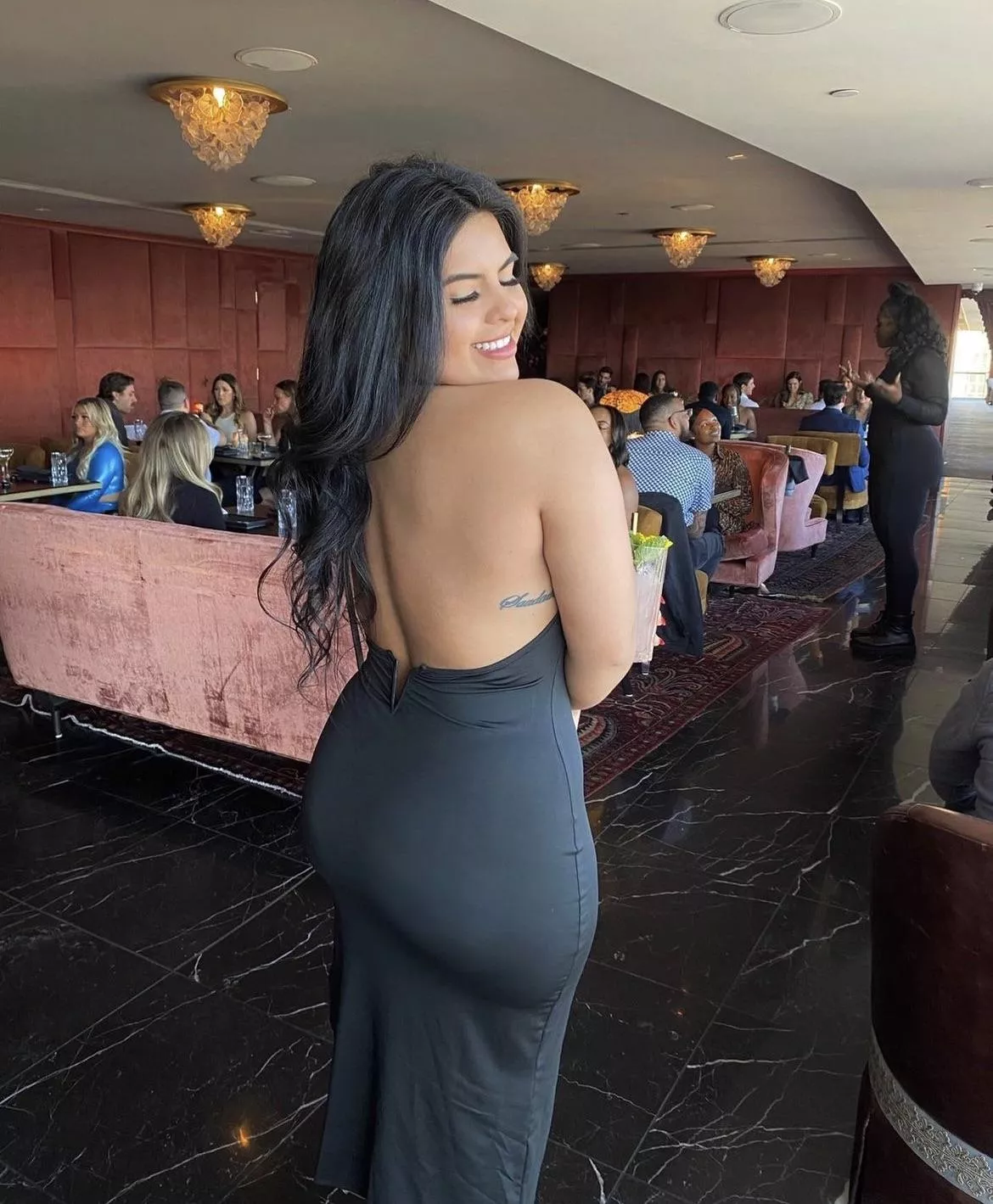 Cute Latina posted by Flimsy-Albatross-361