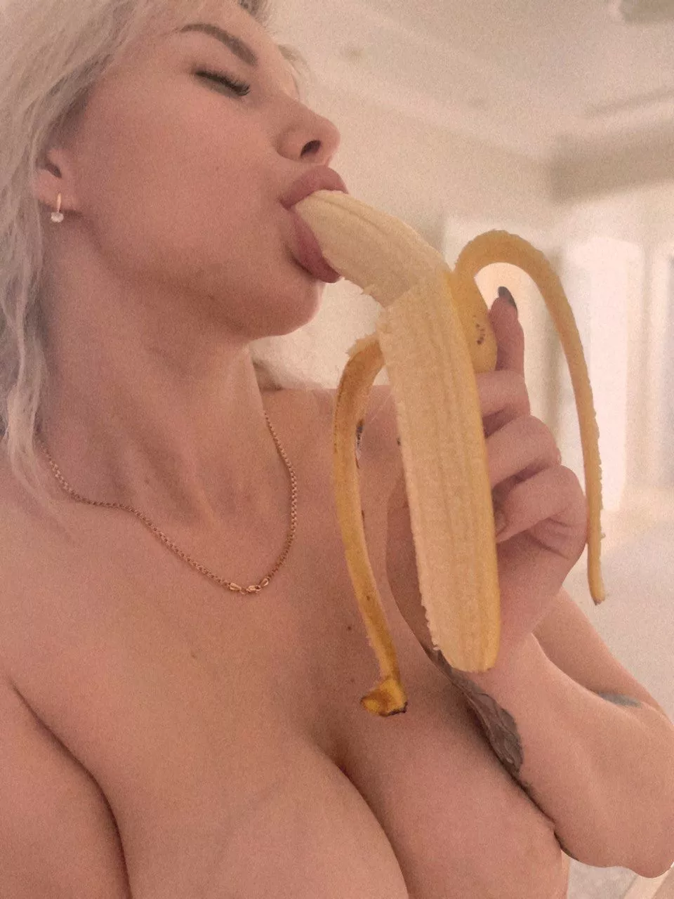 Do you find this attractive ? posted by Casuallyquote