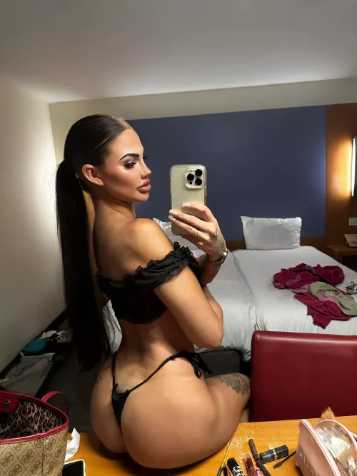 do you think my tanlines make me more attractive or no ? by ResidentCram