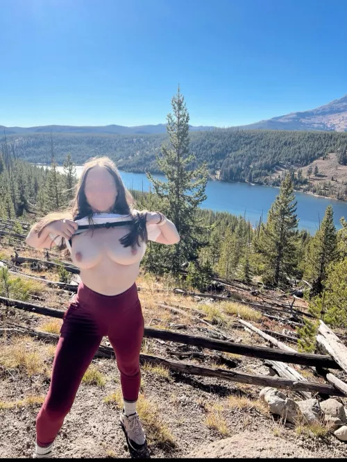 Grizzly lake hike while in Yellowstone last week. Almost got caught getting [f]ucked over a rock shortly after this pic. by SCfunshubs