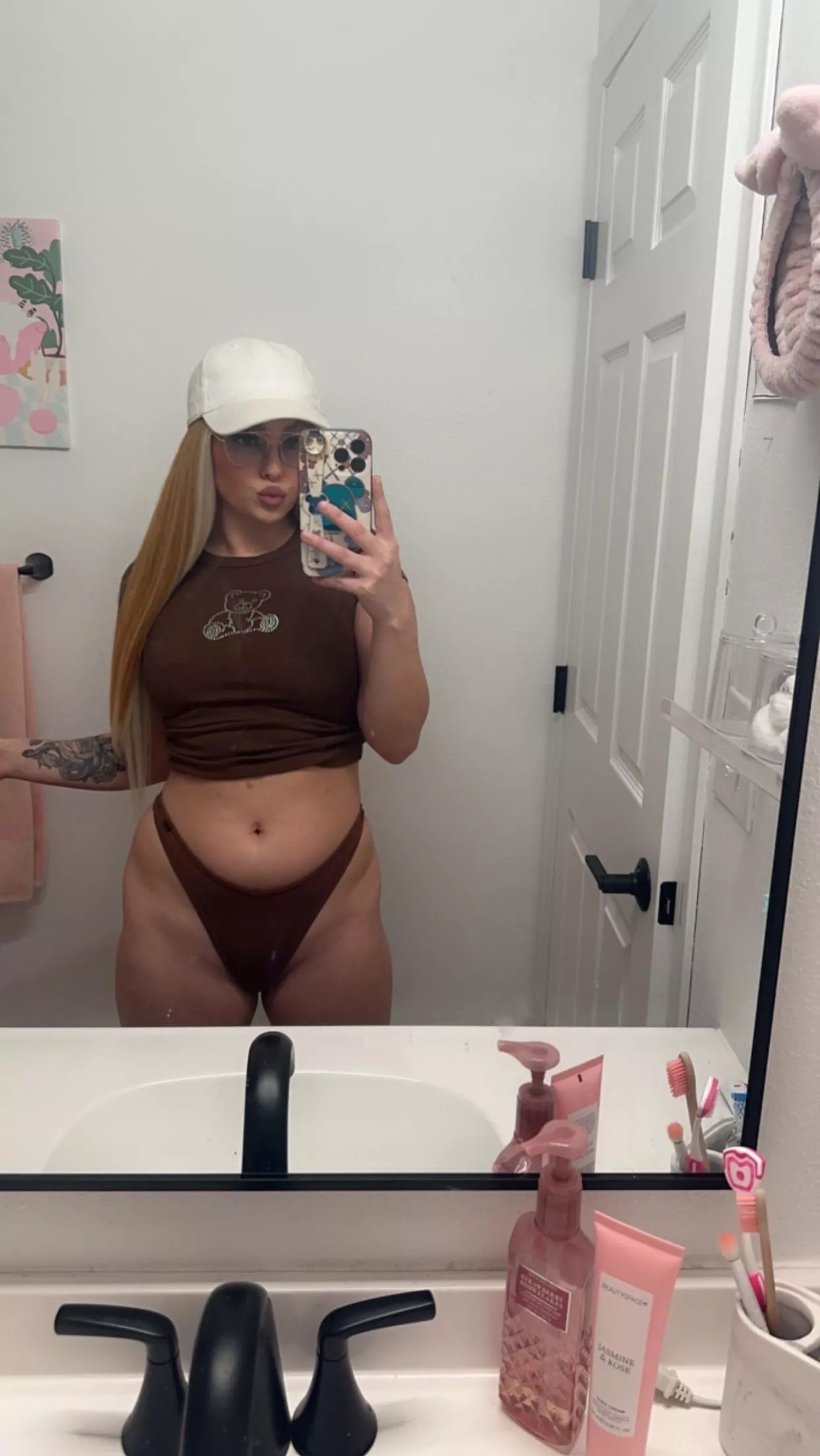 If you don't cum in me on the first date, then we can't have a second one 😝 posted by hotnsexy_xx