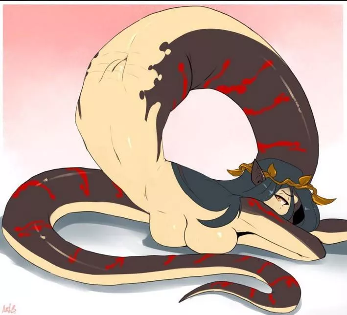 Lamia presenting [F] posted by Klutzy_Daisy_