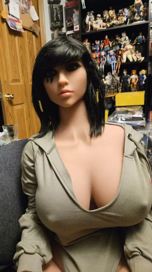 Pharah taking a moment between matches on our PC by IvanaTinkle6969