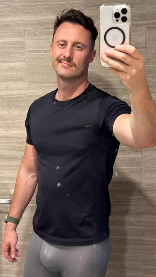 Should I cover up for gym? by IndependenceEasy7036