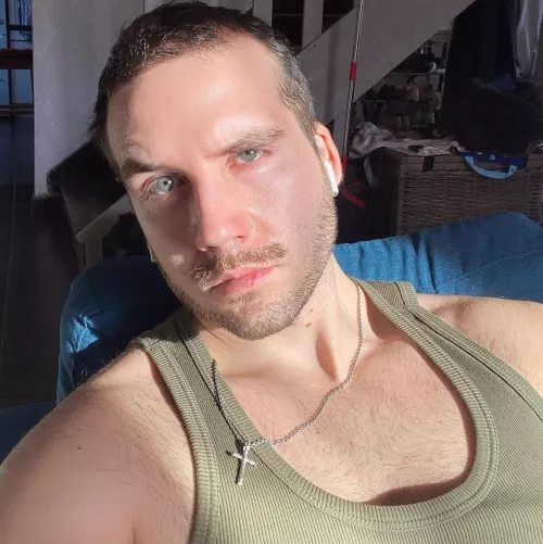 🤨 The sun was very nice to me today 🙈 by YoyoKaramel