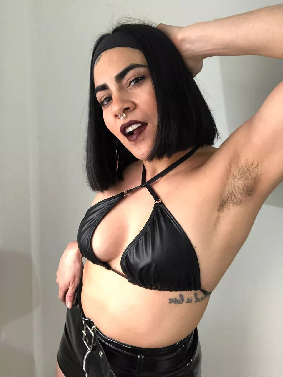 What do you expect from me? posted by Mislatingyal