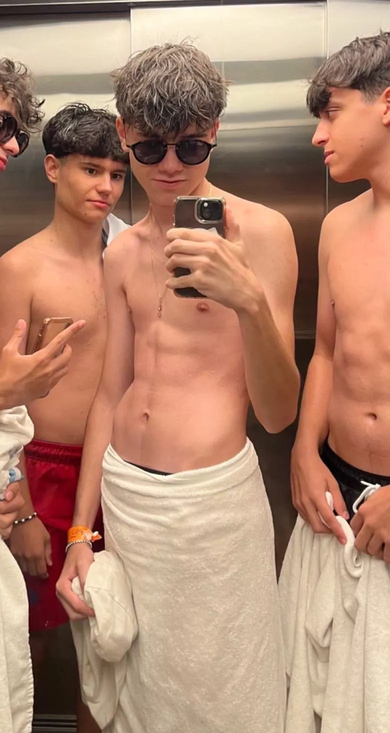 18 twink, into teens, snap: pablomartinn16 posted by pablomartin2542