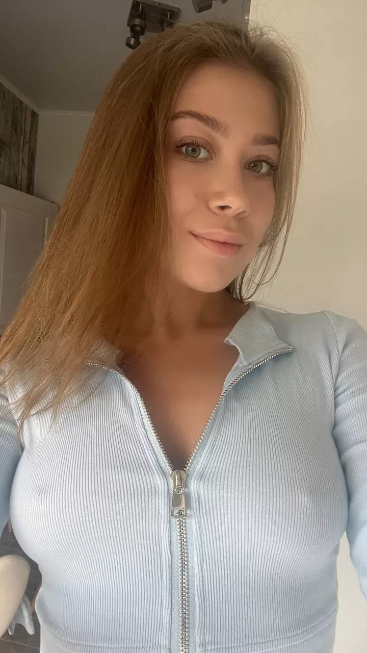 did you all miss me yet, my lovely community ❤️ posted by Anndilkerson