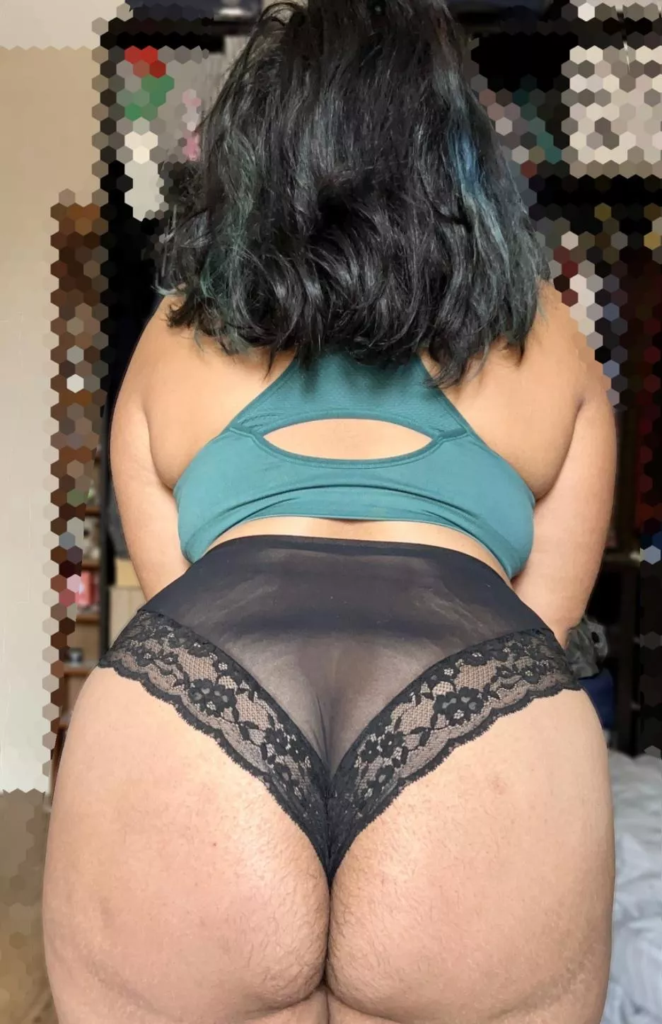 Does a [h]airy ass really turn you on? posted by Livvy-Lost