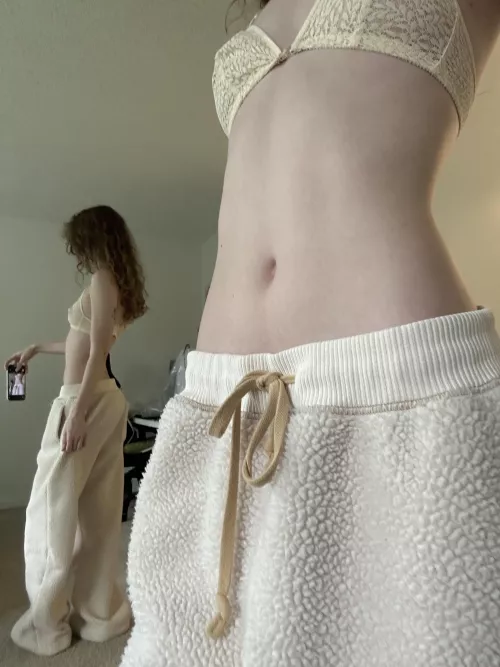 I want to see you sticking out my tummy [img] by quarantinevagene