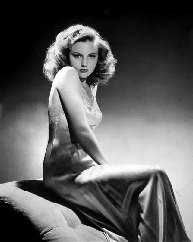 Joan Leslie (1941) posted by bil_sabab