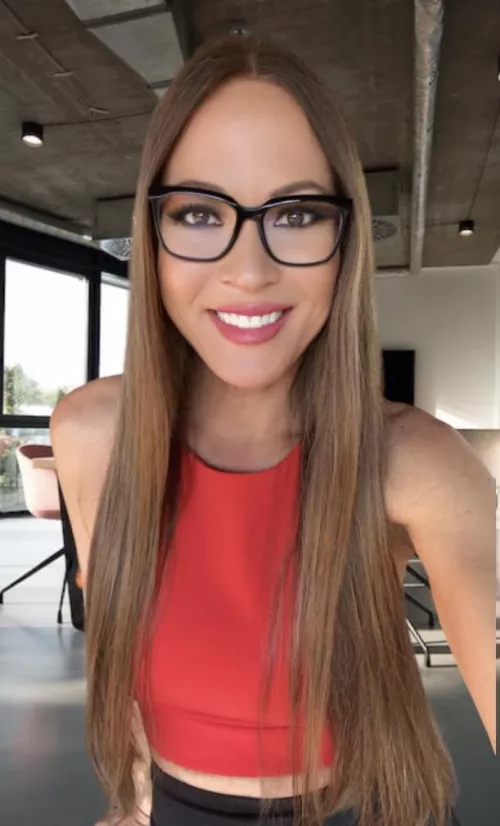 Office nerd selfie 🤓 by yumileefit