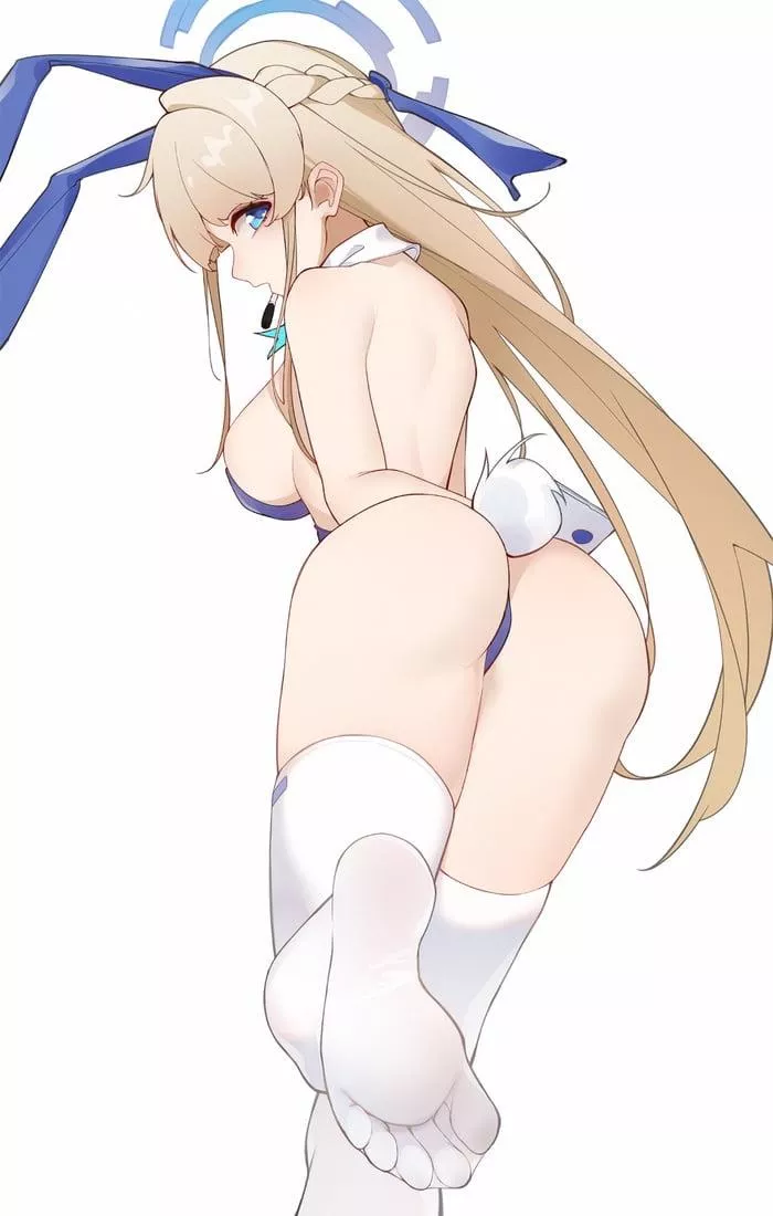 “Toki showing off her cute tush..” posted by Mannie58