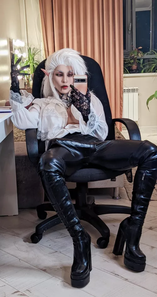 Wow, did you bring an aspen stake? Let's throw this toothpick and I will show you a real huge stake that will pierce your ass and make you moan like a bitch. by Vampandbeauty