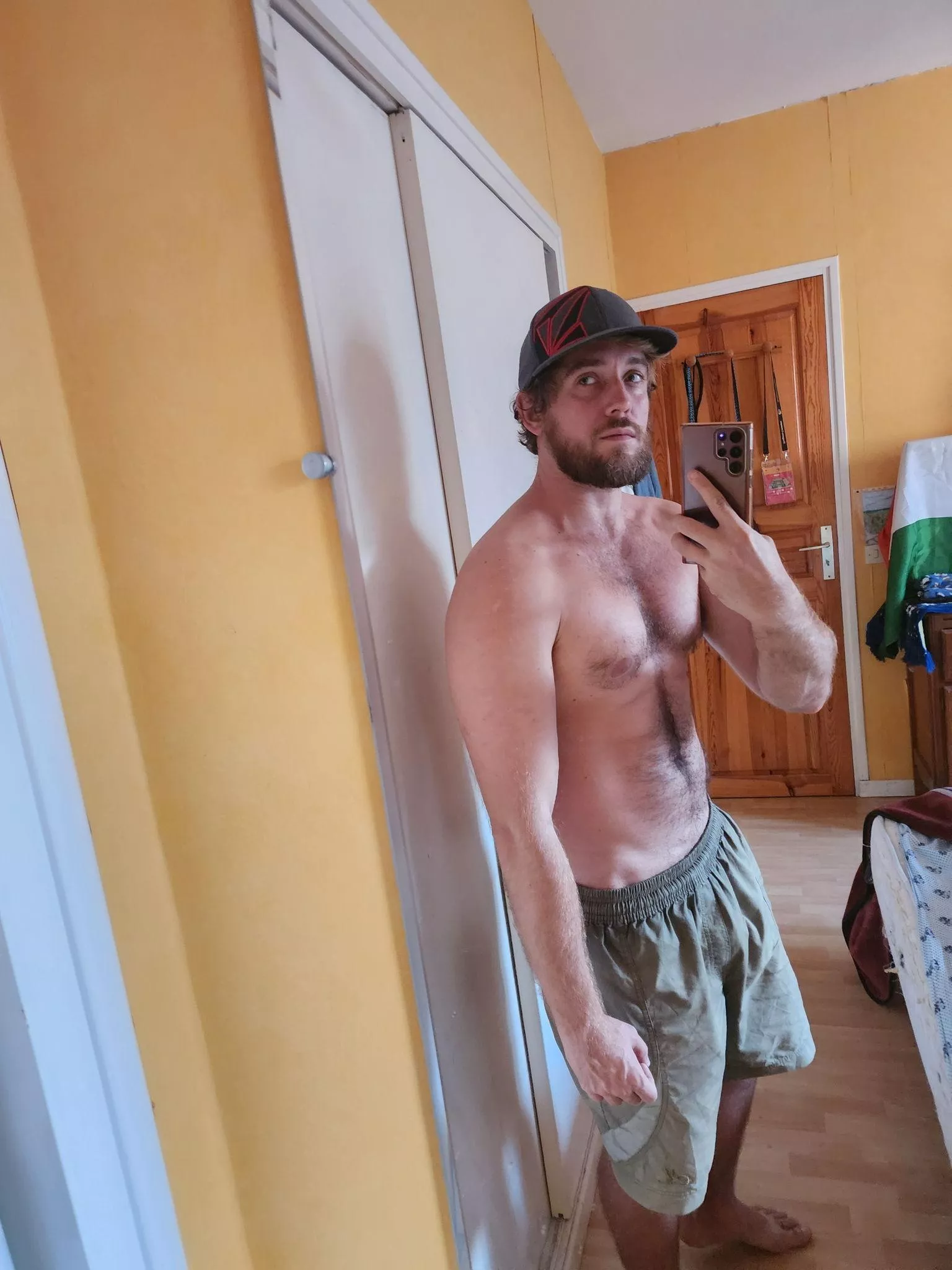 Aare u into hairy guys? posted by hellishpublicist