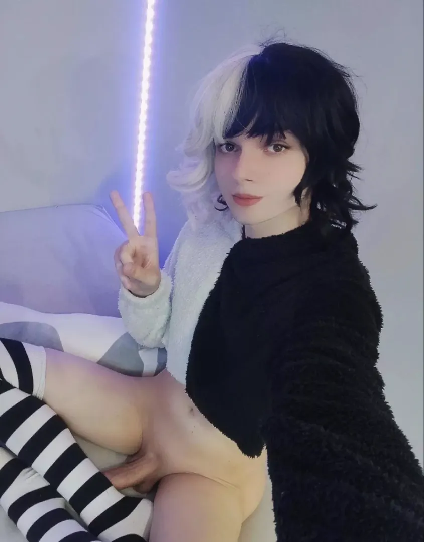 Am I cute enough to suck your cock? 🥺 by MaxHamster69